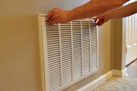 how to properly change air filter